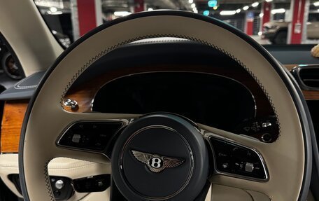 Bentley Bentayga I, 2020 год, 20 750 000 рублей, 15 фотография