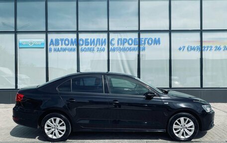 Volkswagen Jetta VI, 2013 год, 1 120 000 рублей, 6 фотография