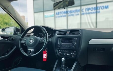 Volkswagen Jetta VI, 2013 год, 1 120 000 рублей, 12 фотография