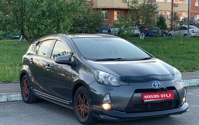 Toyota Aqua I, 2013 год, 900 000 рублей, 1 фотография