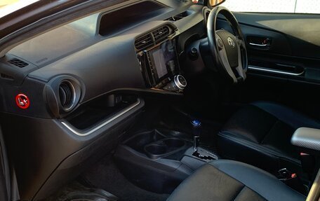 Toyota Aqua I, 2013 год, 900 000 рублей, 3 фотография