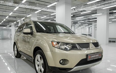 Mitsubishi Outlander III рестайлинг 3, 2008 год, 900 000 рублей, 3 фотография