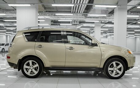 Mitsubishi Outlander III рестайлинг 3, 2008 год, 900 000 рублей, 5 фотография