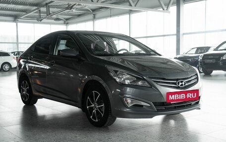 Hyundai Solaris II рестайлинг, 2016 год, 906 000 рублей, 3 фотография
