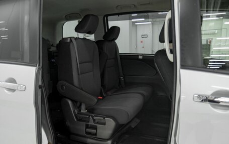 Nissan Serena IV, 2018 год, 1 720 000 рублей, 11 фотография