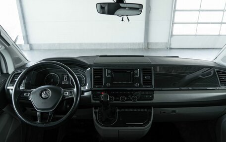 Volkswagen California T6, 2016 год, 6 700 000 рублей, 18 фотография