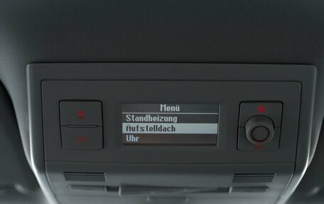 Volkswagen California T6, 2016 год, 6 700 000 рублей, 28 фотография
