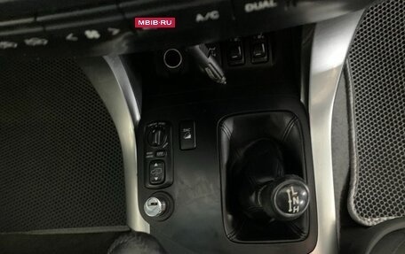 Toyota Land Cruiser Prado 120 рестайлинг, 2008 год, 1 915 000 рублей, 12 фотография
