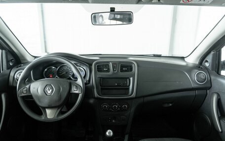 Renault Sandero II рестайлинг, 2016 год, 700 000 рублей, 11 фотография