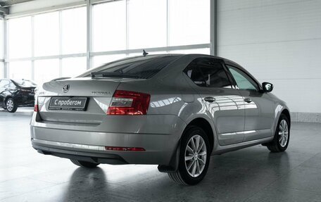 Skoda Octavia, 2019 год, 1 999 000 рублей, 2 фотография