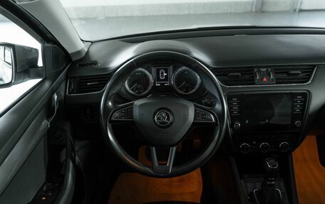 Skoda Octavia, 2019 год, 1 999 000 рублей, 9 фотография