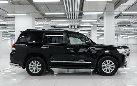 Toyota Land Cruiser 200, 2016 год, 3 830 000 рублей, 5 фотография