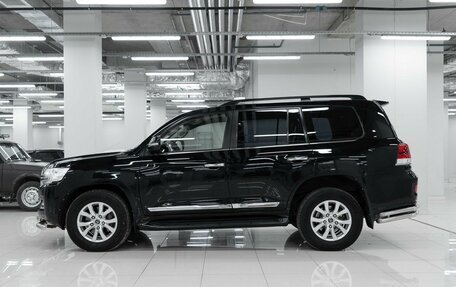 Toyota Land Cruiser 200, 2016 год, 3 830 000 рублей, 6 фотография