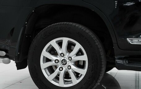 Toyota Land Cruiser 200, 2016 год, 3 830 000 рублей, 9 фотография