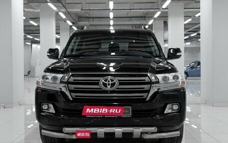 Toyota Land Cruiser 200, 2016 год, 3 830 000 рублей, 7 фотография