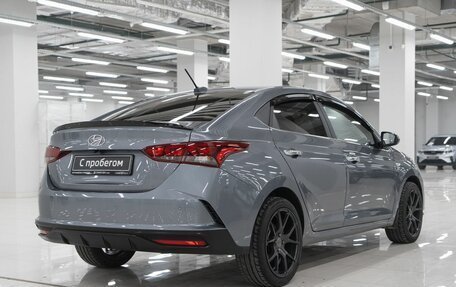 Hyundai Solaris II рестайлинг, 2021 год, 1 680 000 рублей, 2 фотография