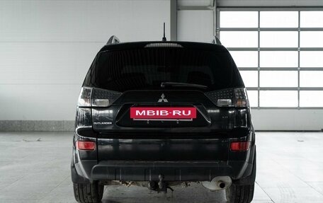 Mitsubishi Outlander III рестайлинг 3, 2008 год, 886 000 рублей, 8 фотография