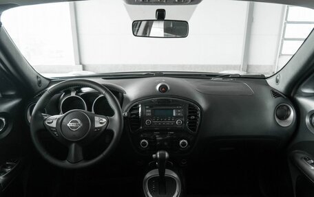 Nissan Juke II, 2012 год, 825 000 рублей, 11 фотография