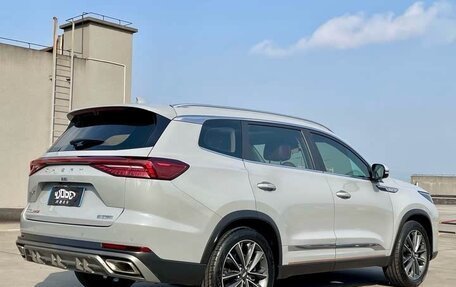 Chery Tiggo 8 Pro, 2022 год, 2 100 000 рублей, 7 фотография