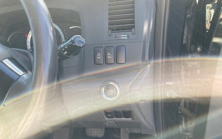 Toyota ISis I, 2010 год, 1 200 000 рублей, 14 фотография