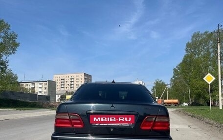 Mercedes-Benz E-Класс, 2001 год, 650 000 рублей, 10 фотография