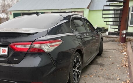 Toyota Camry, 2019 год, 2 400 000 рублей, 2 фотография