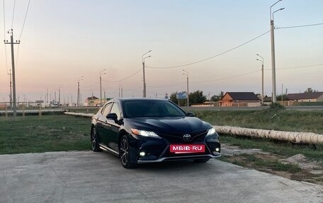 Toyota Camry, 2019 год, 2 400 000 рублей, 6 фотография