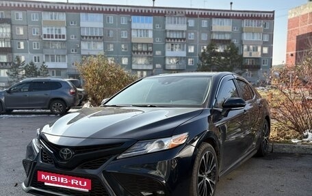 Toyota Camry, 2019 год, 2 400 000 рублей, 3 фотография