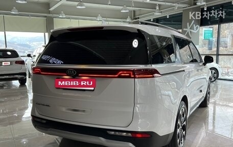 KIA Carnival, 2021 год, 2 645 000 рублей, 3 фотография