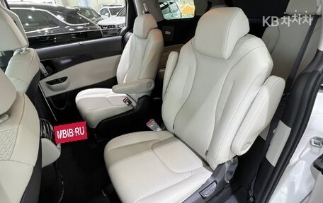 KIA Carnival, 2021 год, 2 645 000 рублей, 5 фотография