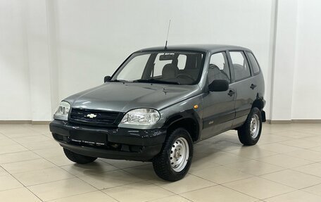 Chevrolet Niva I рестайлинг, 2006 год, 309 900 рублей, 2 фотография