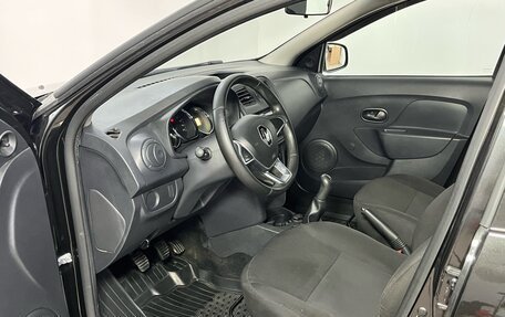 Renault Logan II, 2019 год, 689 000 рублей, 11 фотография