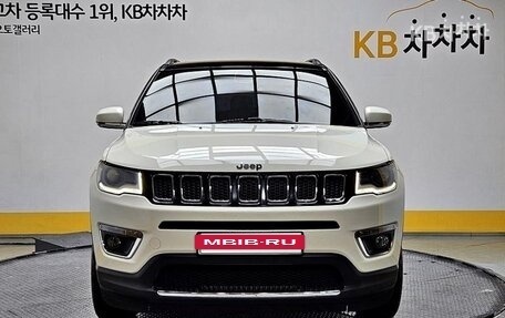 Jeep Compass II, 2020 год, 1 645 000 рублей, 2 фотография