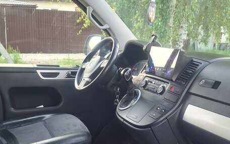 Volkswagen Multivan T5, 2010 год, 2 250 000 рублей, 11 фотография