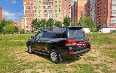 Toyota Land Cruiser 200, 2018 год, 5 600 000 рублей, 3 фотография