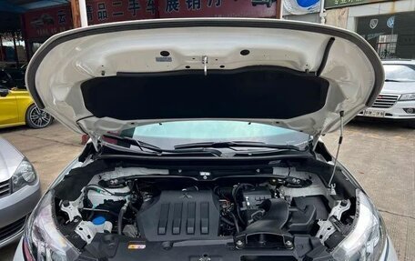 Mitsubishi Eclipse Cross, 2019 год, 2 530 000 рублей, 12 фотография