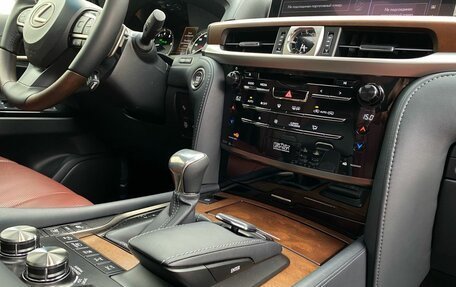 Lexus LX III, 2019 год, 9 990 000 рублей, 14 фотография