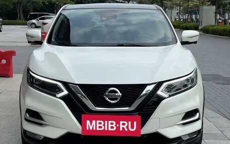 Nissan Qashqai, 2021 год, 1 850 000 рублей, 2 фотография
