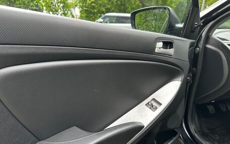 Hyundai Solaris II рестайлинг, 2011 год, 510 000 рублей, 13 фотография