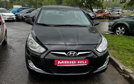 Hyundai Solaris II рестайлинг, 2011 год, 510 000 рублей, 2 фотография