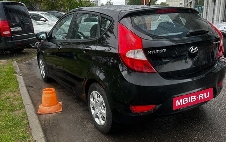 Hyundai Solaris II рестайлинг, 2011 год, 510 000 рублей, 6 фотография