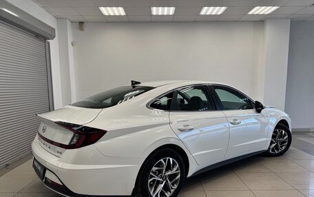 Hyundai Sonata VIII, 2022 год, 2 500 000 рублей, 5 фотография