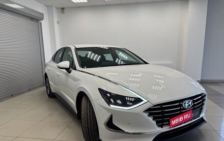 Hyundai Sonata VIII, 2022 год, 2 500 000 рублей, 3 фотография
