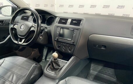 Volkswagen Jetta VI, 2015 год, 990 000 рублей, 3 фотография