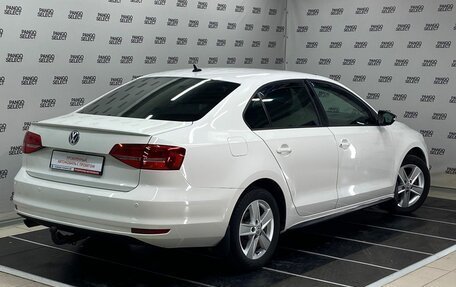 Volkswagen Jetta VI, 2015 год, 990 000 рублей, 2 фотография