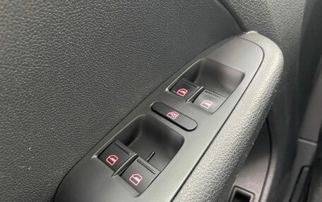 Volkswagen Jetta VI, 2015 год, 990 000 рублей, 11 фотография