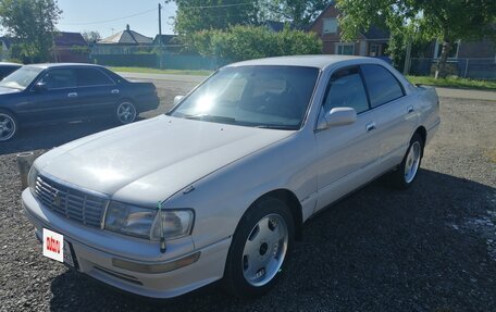Toyota Crown, 1994 год, 650 000 рублей, 2 фотография