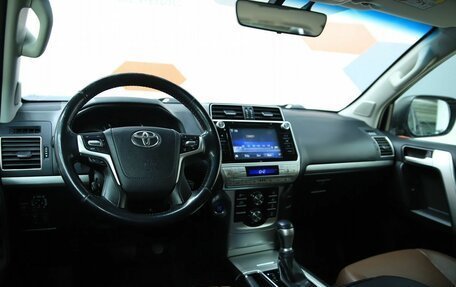 Toyota Land Cruiser Prado 150 рестайлинг 2, 2019 год, 4 890 000 рублей, 15 фотография