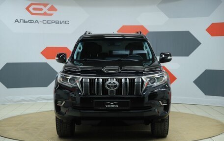 Toyota Land Cruiser Prado 150 рестайлинг 2, 2019 год, 4 890 000 рублей, 2 фотография