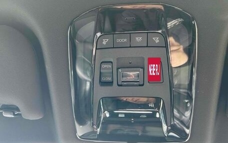 Toyota Harrier, 2022 год, 2 200 000 рублей, 17 фотография